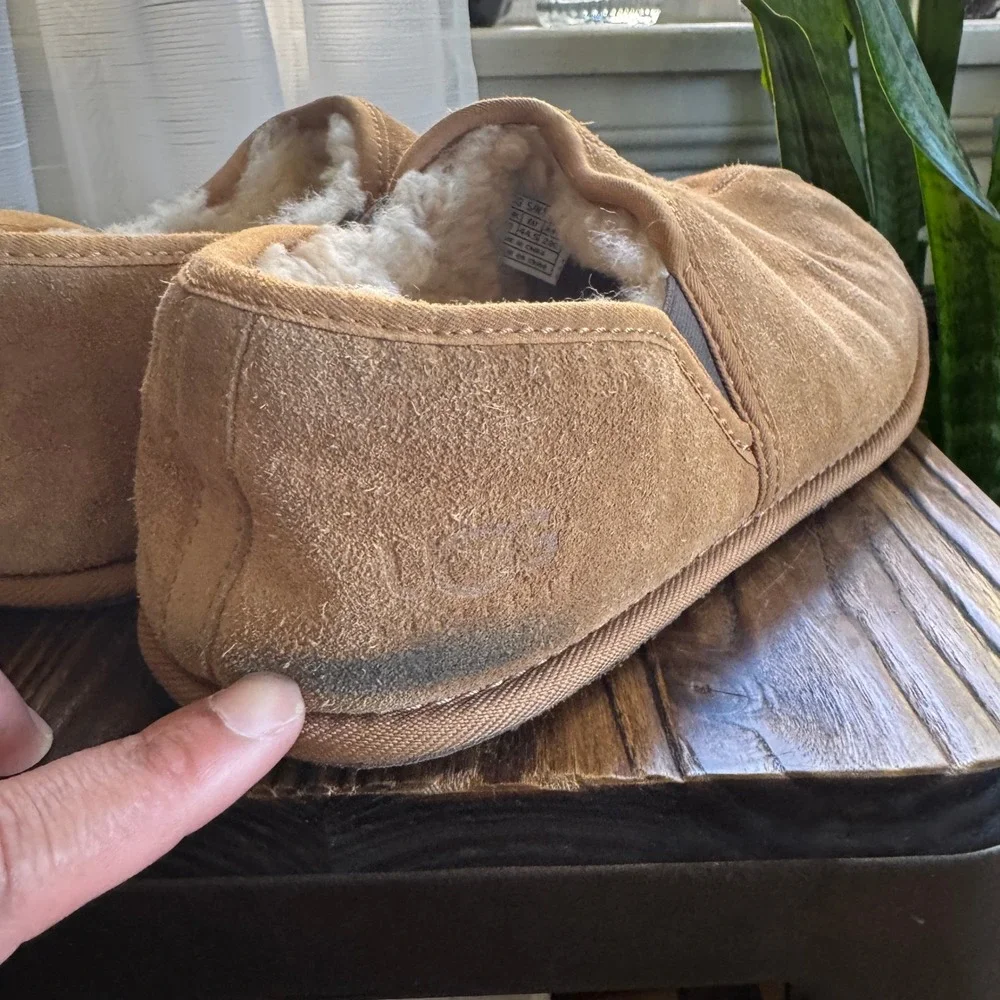 UGG Australia Romeo 5112 Mens Suede Sheepskin Slippers Chestnut Brown Size 11‎